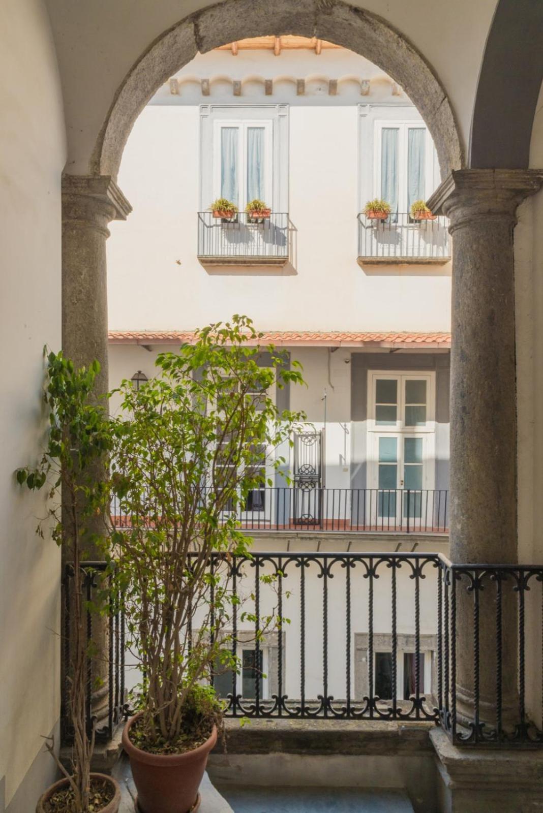 Corte Capomazza Appartamenti Napoli Ngoại thất bức ảnh